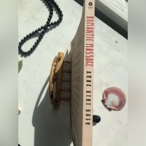 Romantic Massage: Ten Unforgettable Massages for Special Occasions, Anne K. Rush - Picture 3 of 17